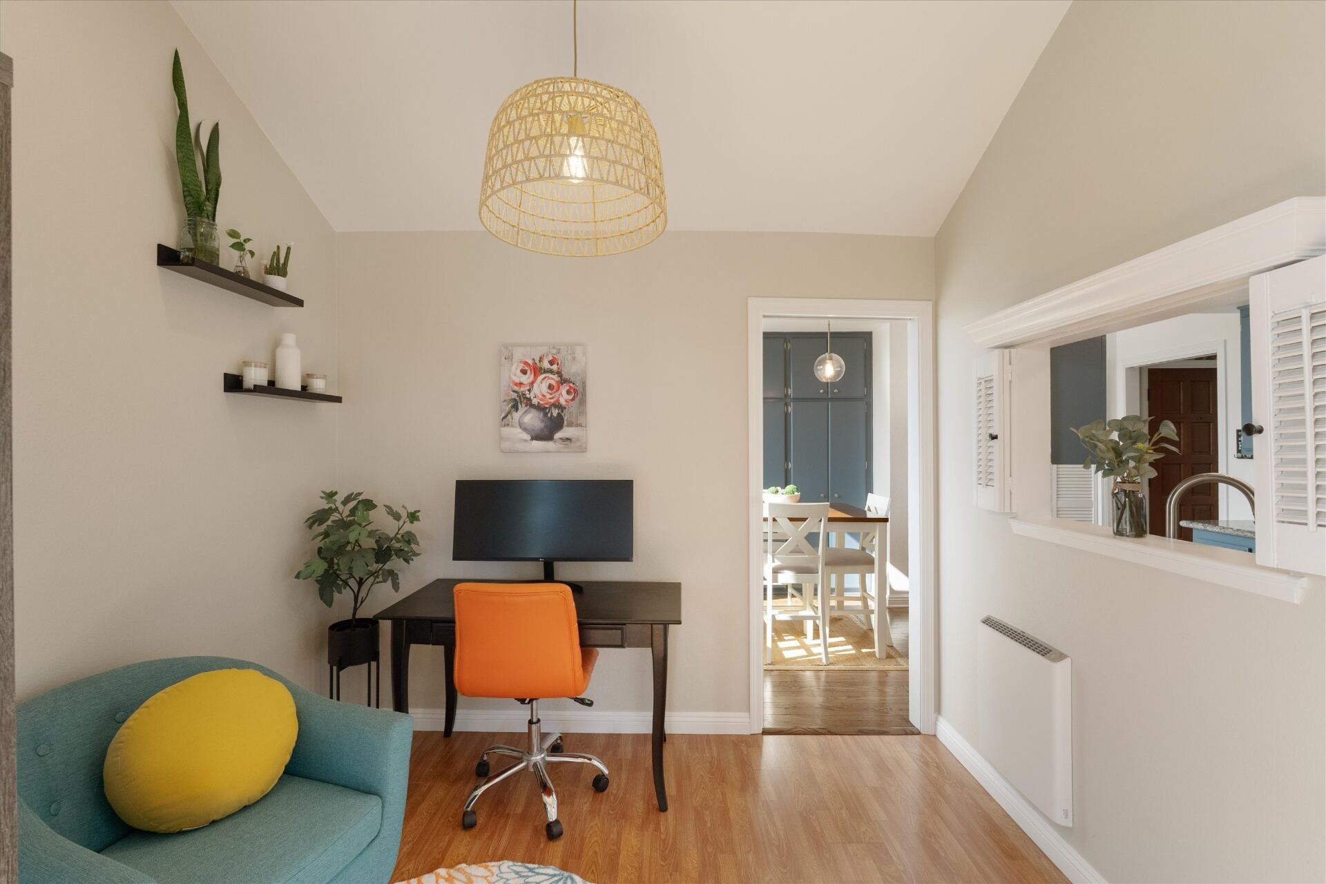 Bonus flex nook used as a home office